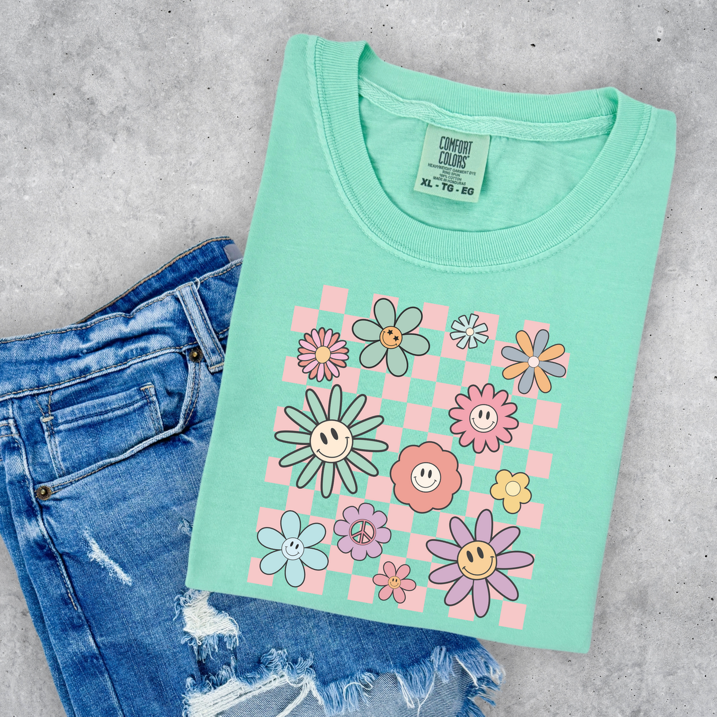 Summer Daisy Tee